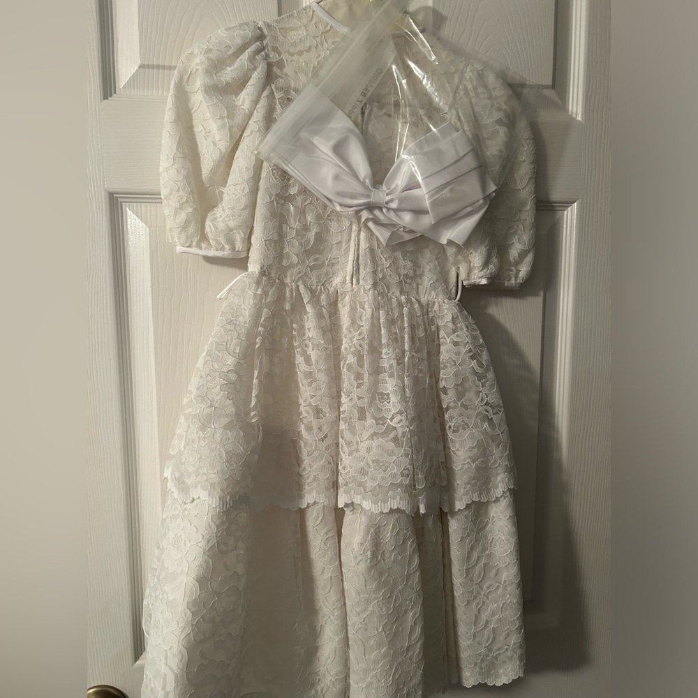 White Dress for a little Girl